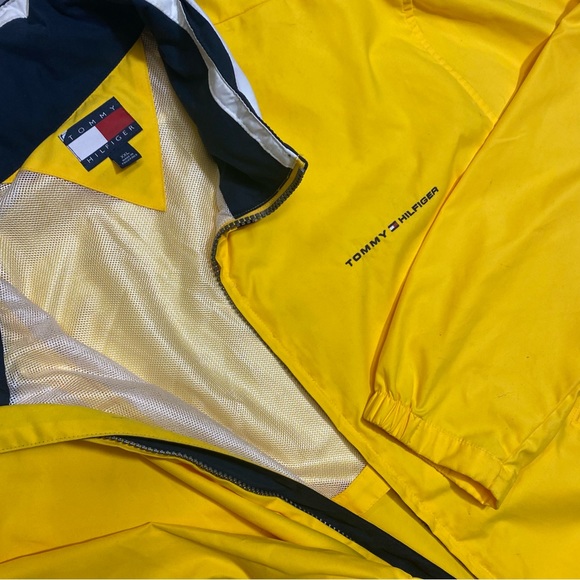 Tommy Hilfiger Full Zip Windbreaker jacket - Picture 4 of 4